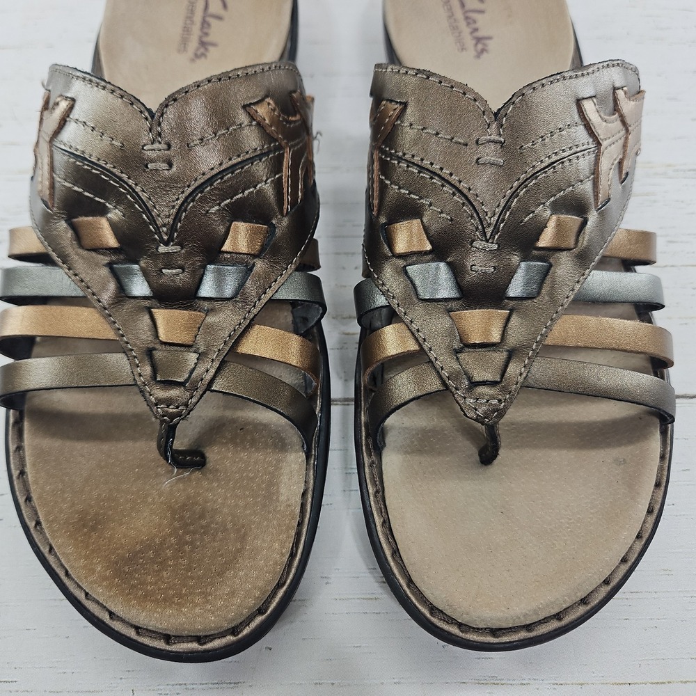 Clarks Bendable Women 9.5 Brown Leather Metallic Wedge Toe Post Sandal Shoes - Picture 3 of 10